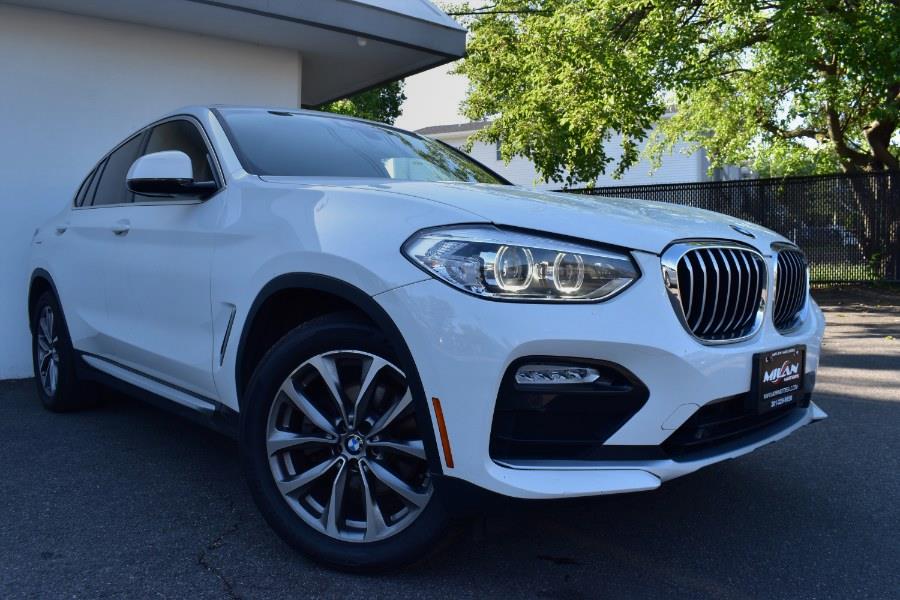 The 2019 BMW X4 xDrive30i Sports Activity Coup photos