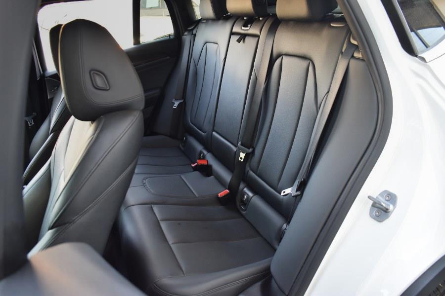 2019 BMW X4 xDrive30i Sports Activity Coup photo