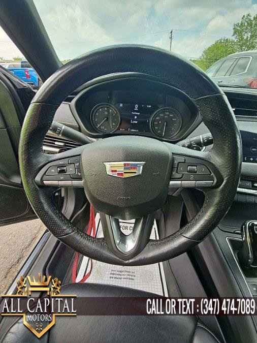 2020 Cadillac XT4 AWD 4dr Sport photo