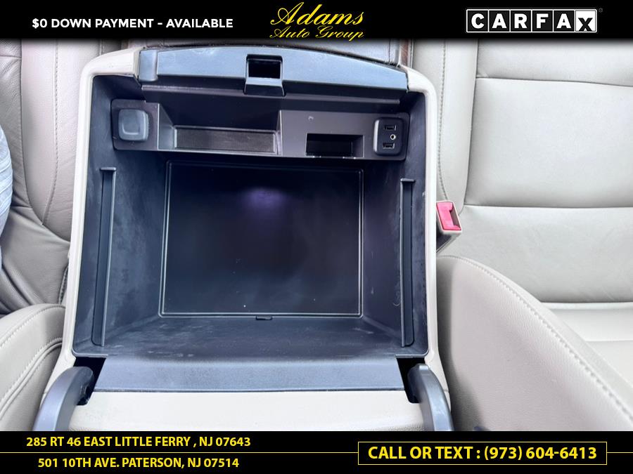 2018 Chevrolet Tahoe 4WD 4dr LT photo