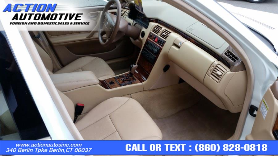 2002 Mercedes-Benz E-Class E320 photo