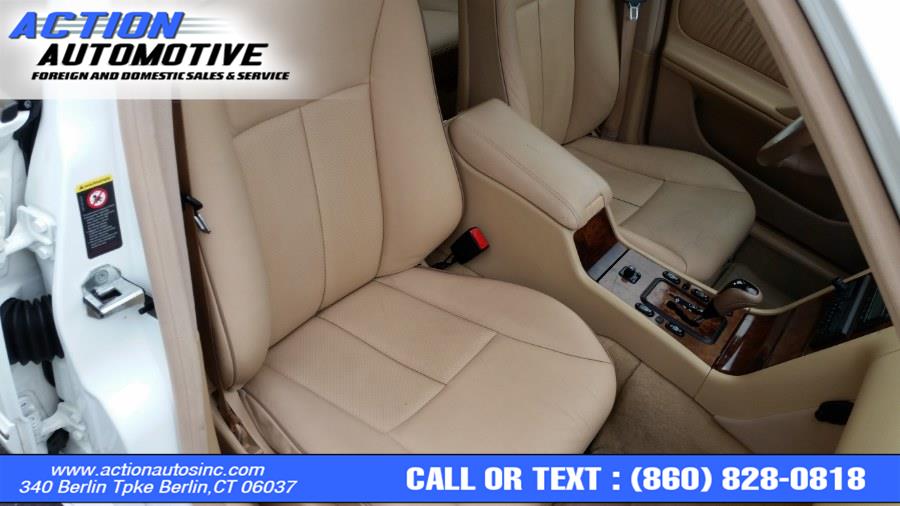 2002 Mercedes-Benz E-Class E320 photo