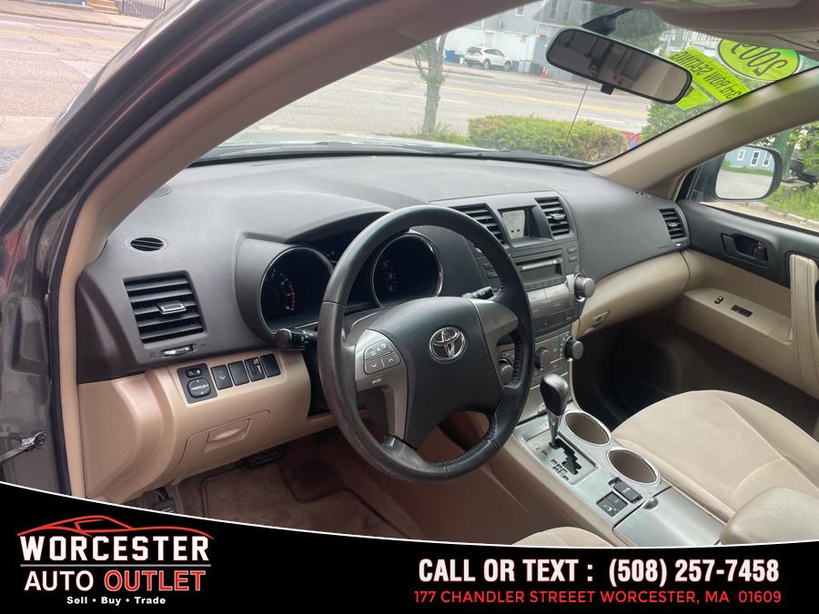 2009 Toyota Highlander photo
