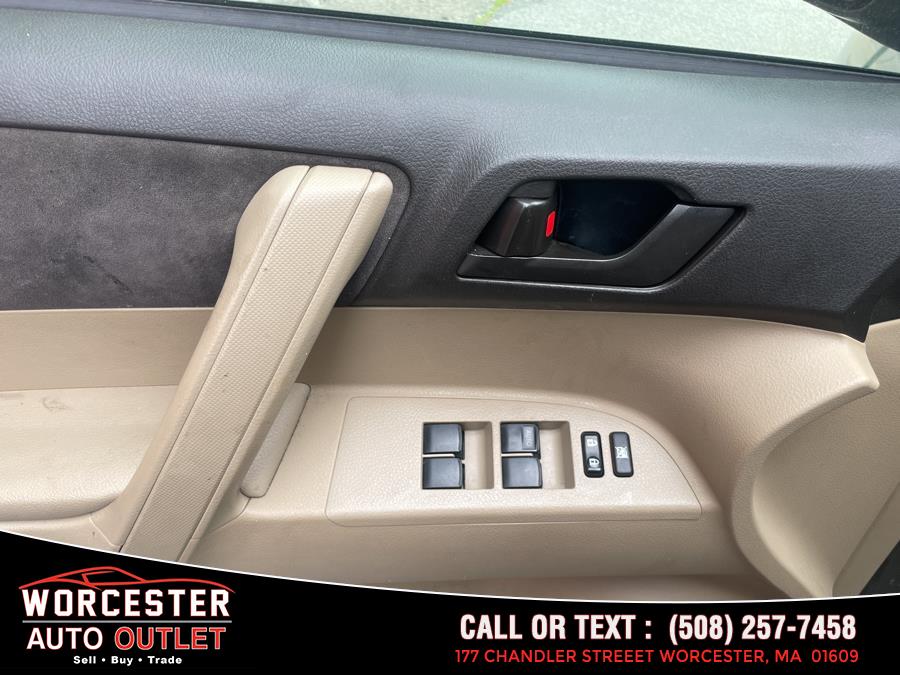 2009 Toyota Highlander photo
