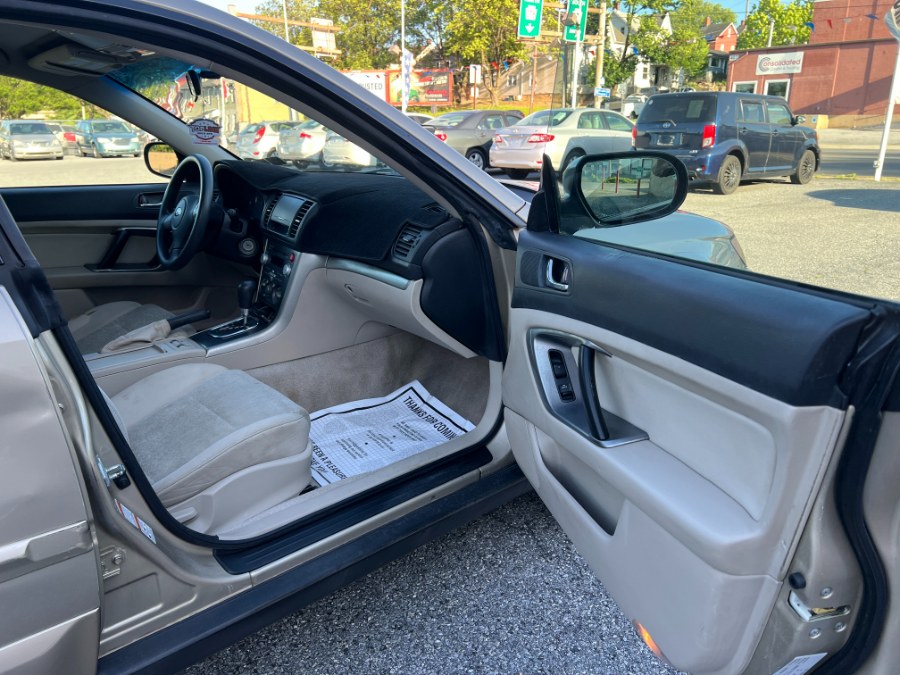 2008 Subaru Outback 2.5i photo
