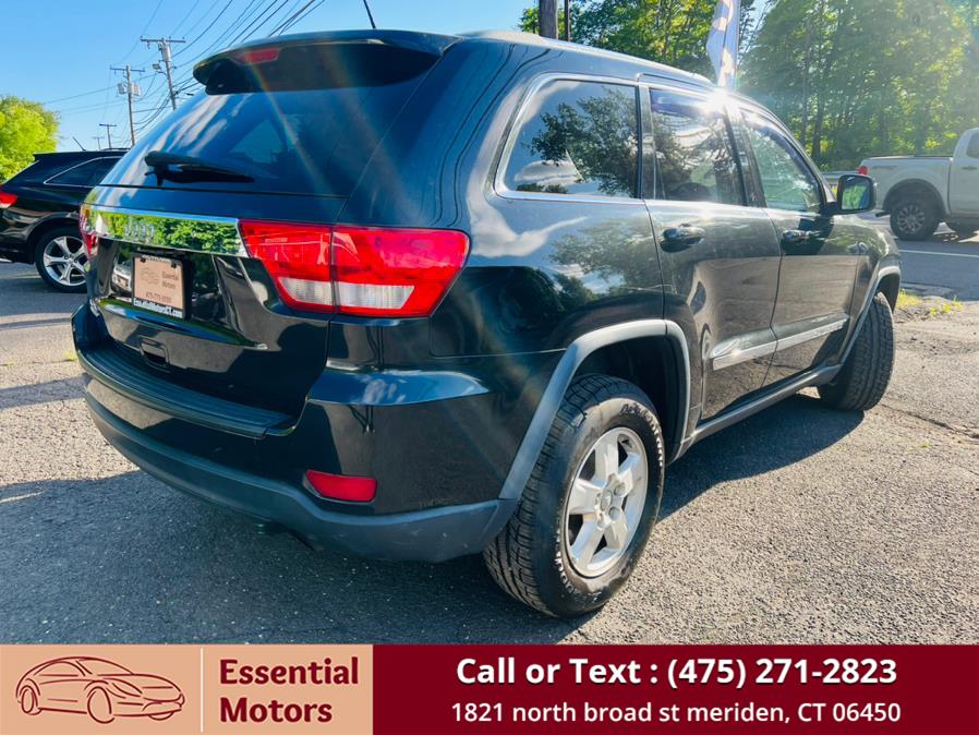 2012 Jeep Grand Cherokee Laredo photo