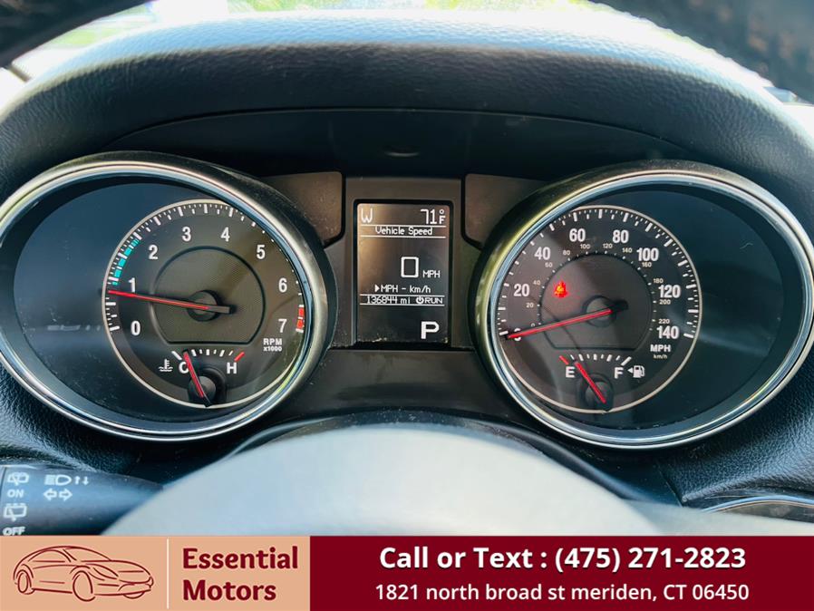 2012 Jeep Grand Cherokee Laredo photo