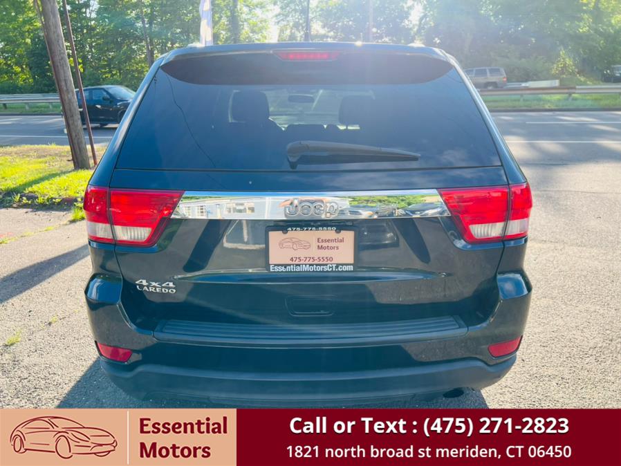 2012 Jeep Grand Cherokee Laredo photo