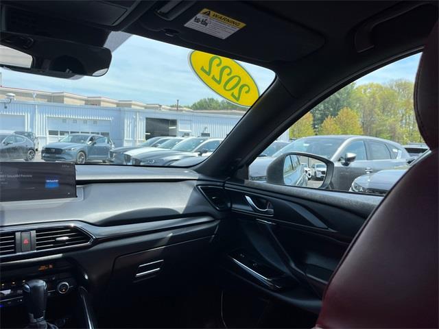 2022 Mazda CX-9 Carbon Edition photo