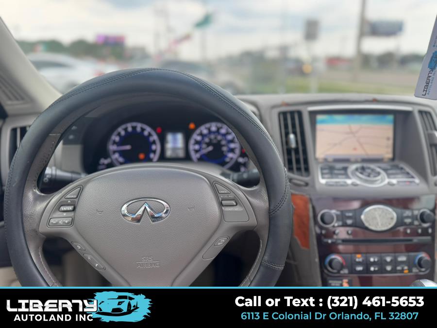 2010 Infiniti Legend photo