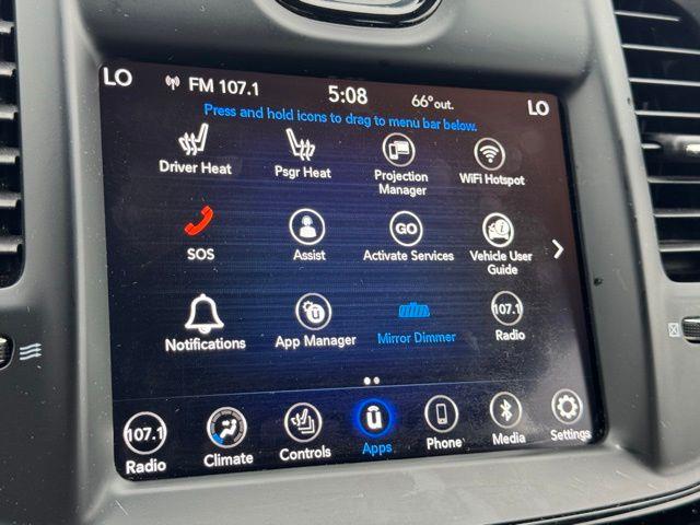 2019 Chrysler 300 S photo