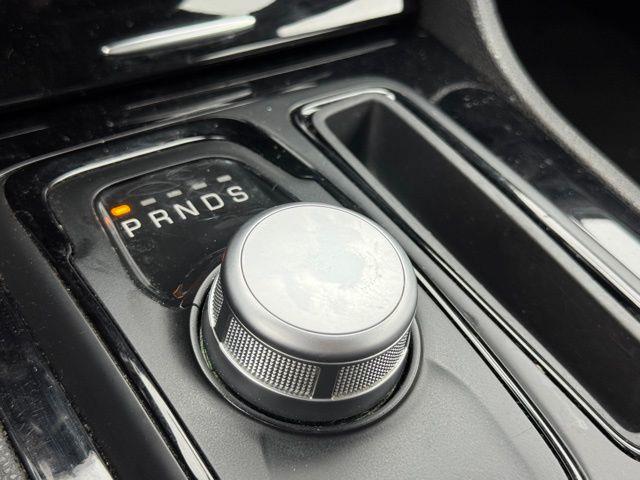 2019 Chrysler 300 S photo