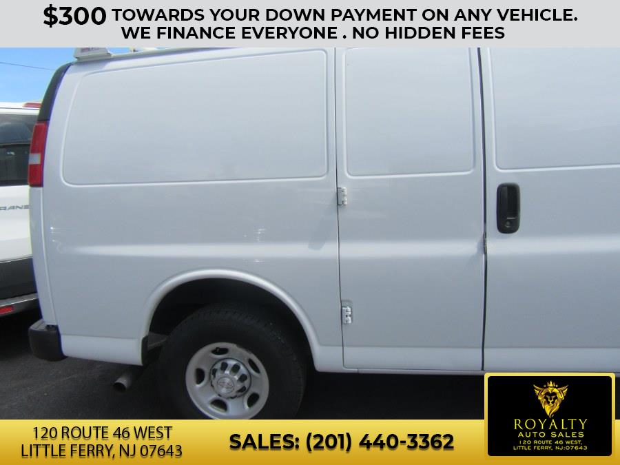 2017 Chevrolet Express Cargo Van RWD 2500 135