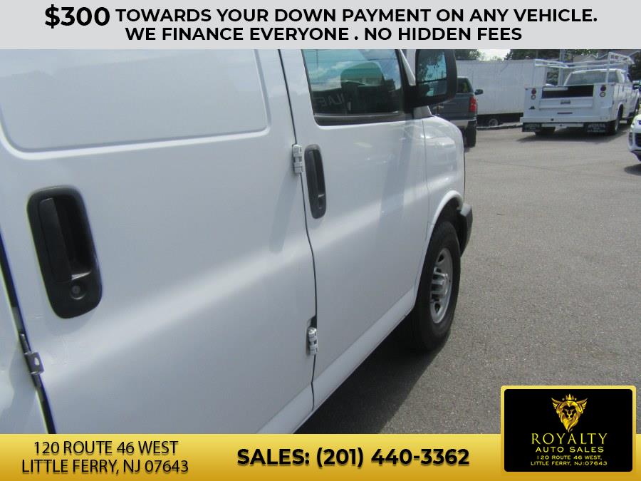 2017 Chevrolet Express Cargo Van RWD 2500 135