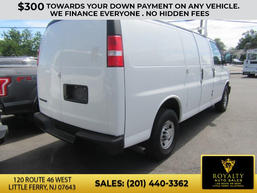 2017 Chevrolet Express Cargo Van RWD 2500 135