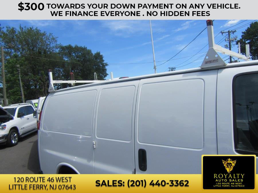 2017 Chevrolet Express Cargo Van RWD 2500 135