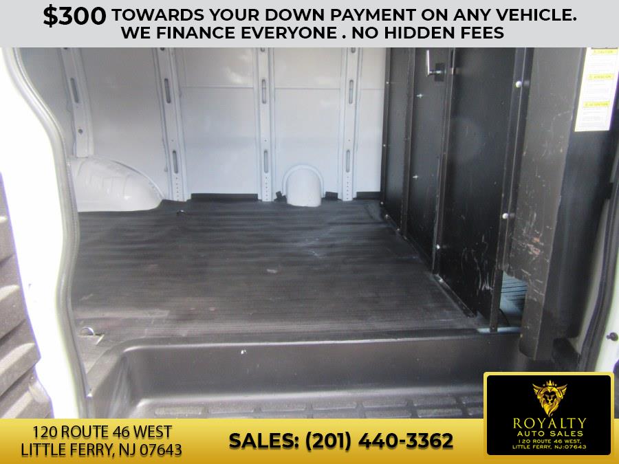 2017 Chevrolet Express Cargo Van RWD 2500 135