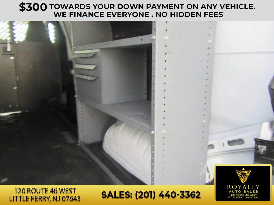 2017 Chevrolet Express Cargo Van RWD 2500 135