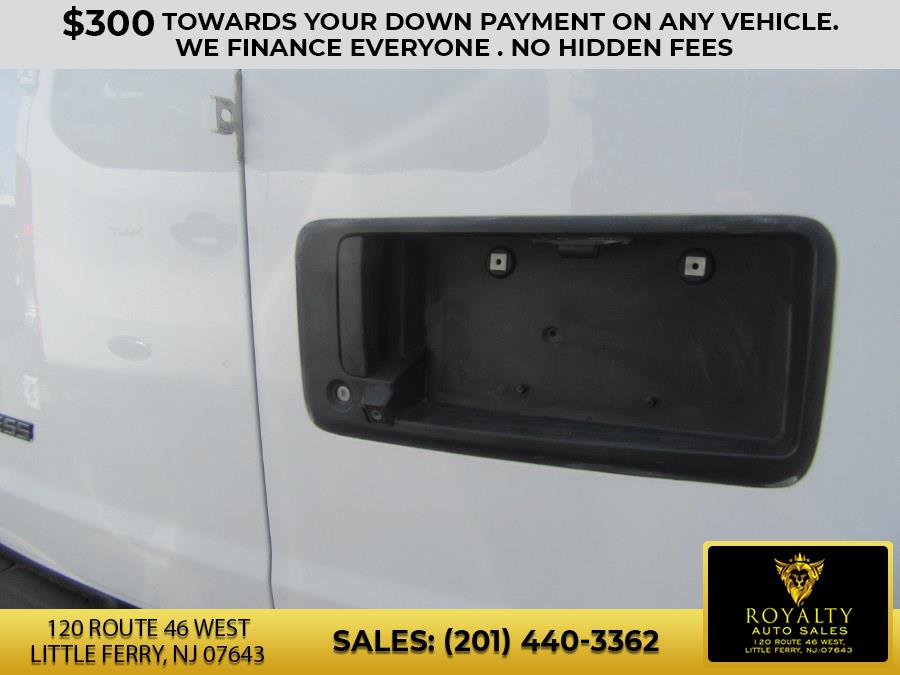 2017 Chevrolet Express Cargo Van RWD 2500 135