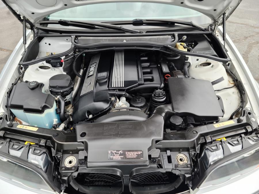 2002 BMW 3-Series 325Ci photo