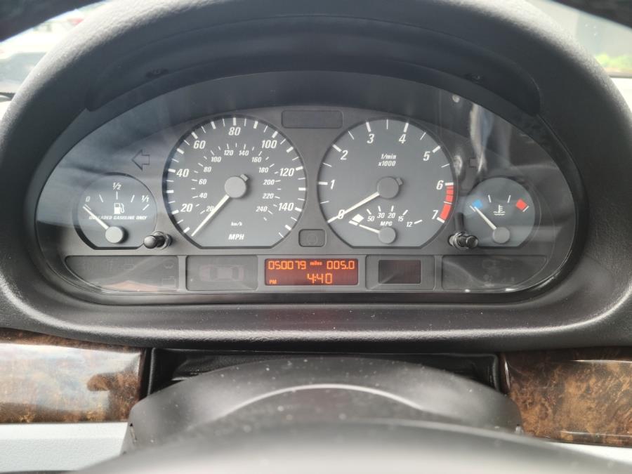 2002 BMW 3-Series 325Ci photo