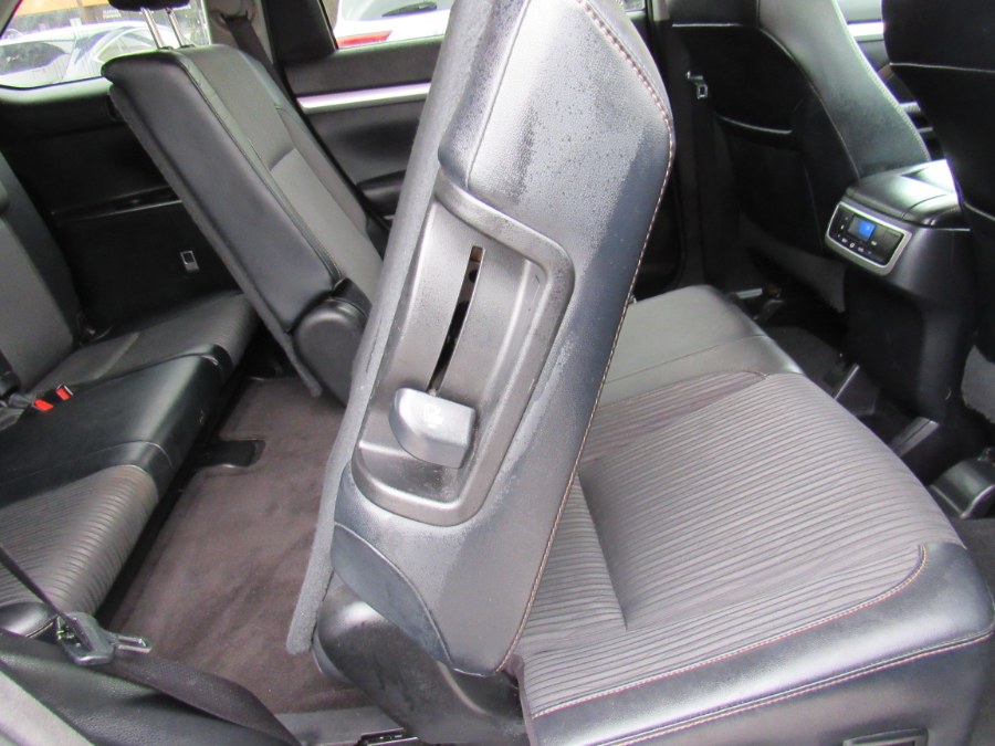 2016 Toyota Highlander LE Plus photo