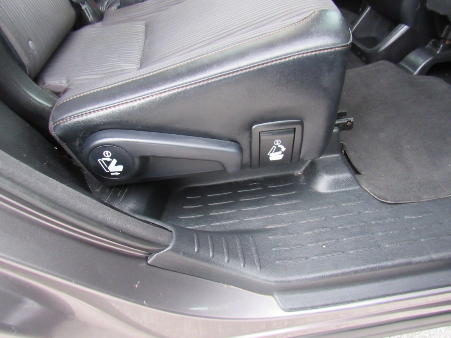 2016 Toyota Highlander LE Plus photo