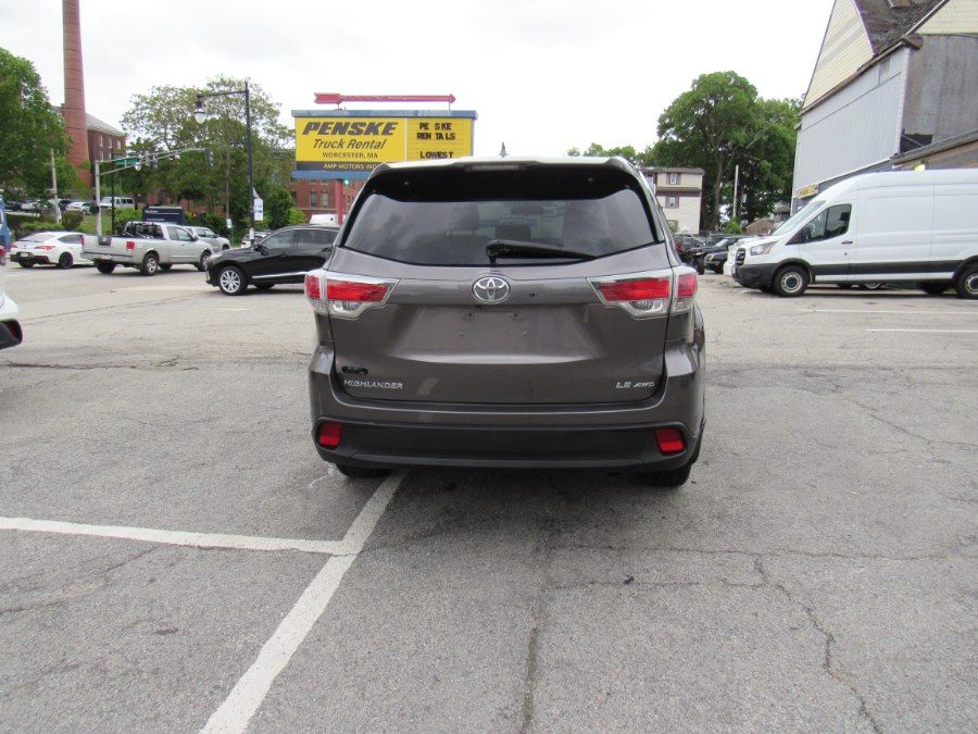 2016 Toyota Highlander LE Plus photo