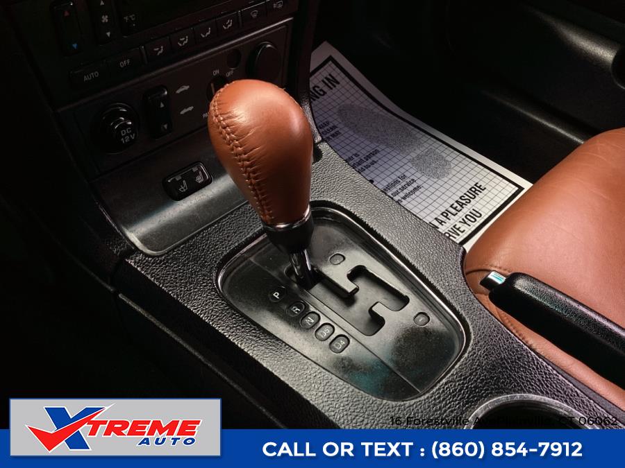 2003 Ford Thunderbird Deluxe photo