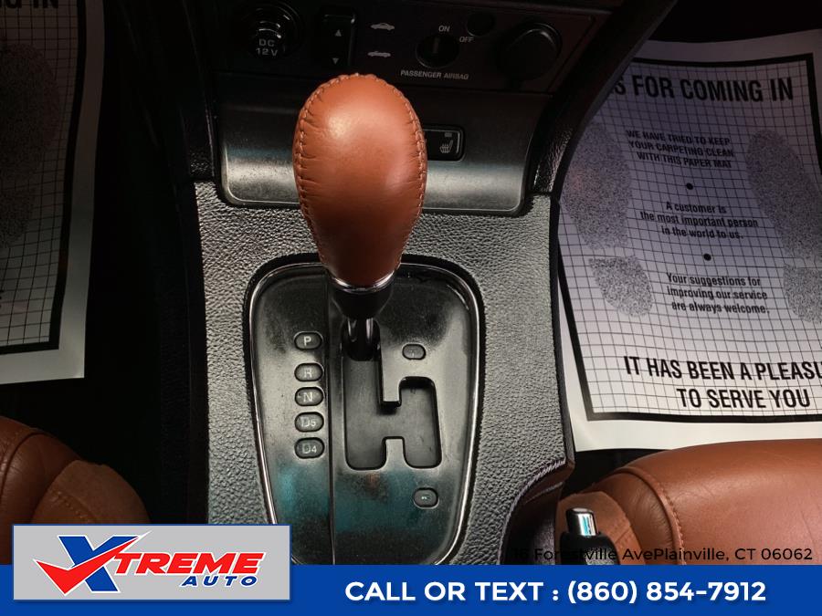 2003 Ford Thunderbird Deluxe photo