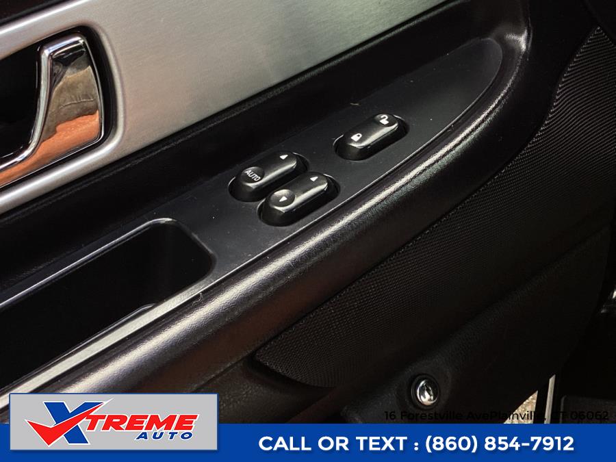 2003 Ford Thunderbird Deluxe photo