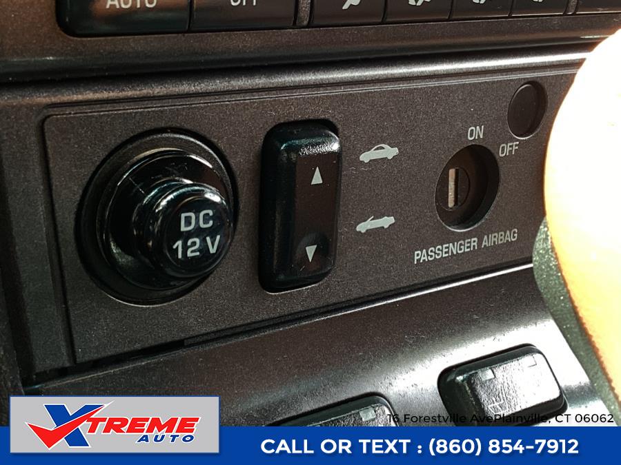 2003 Ford Thunderbird Deluxe photo