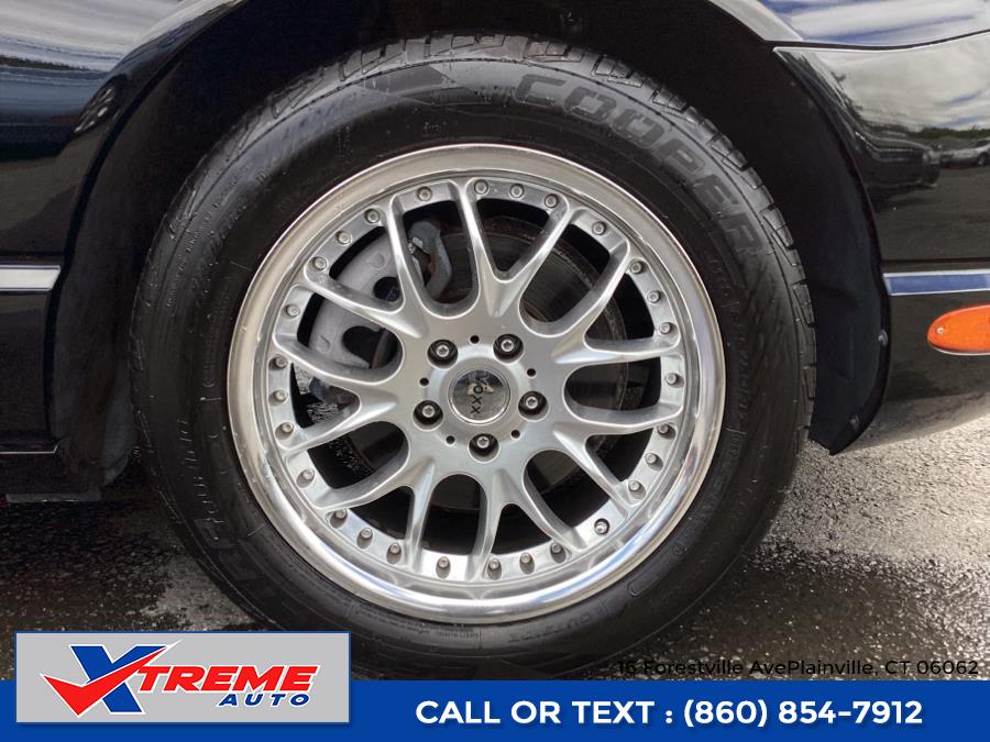 2003 Ford Thunderbird Deluxe photo