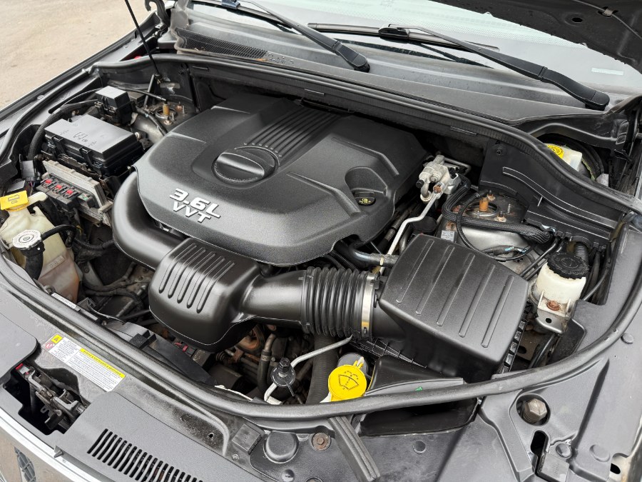 2012 Jeep Grand Cherokee Overland photo