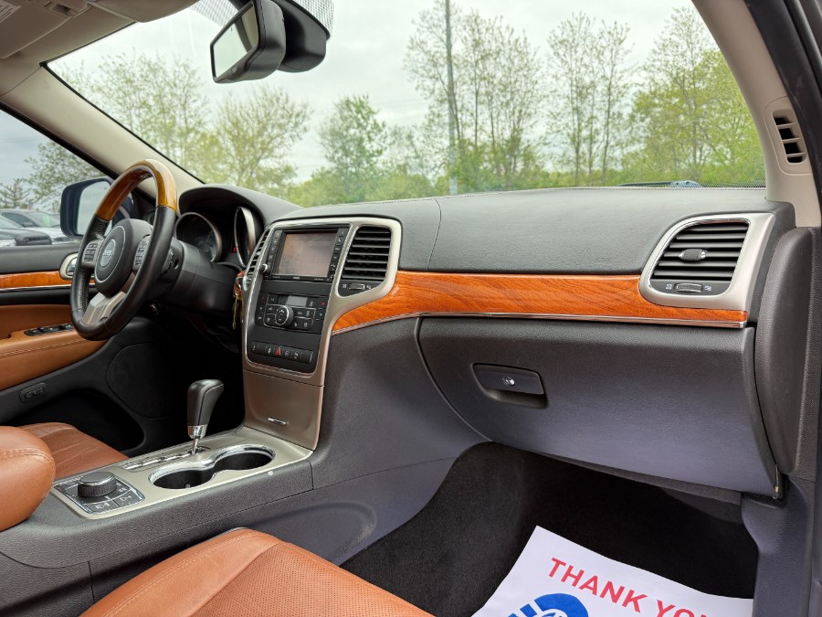 2012 Jeep Grand Cherokee Overland photo