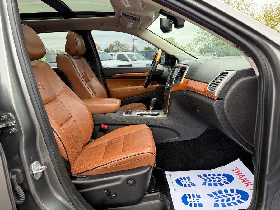 2012 Jeep Grand Cherokee Overland photo