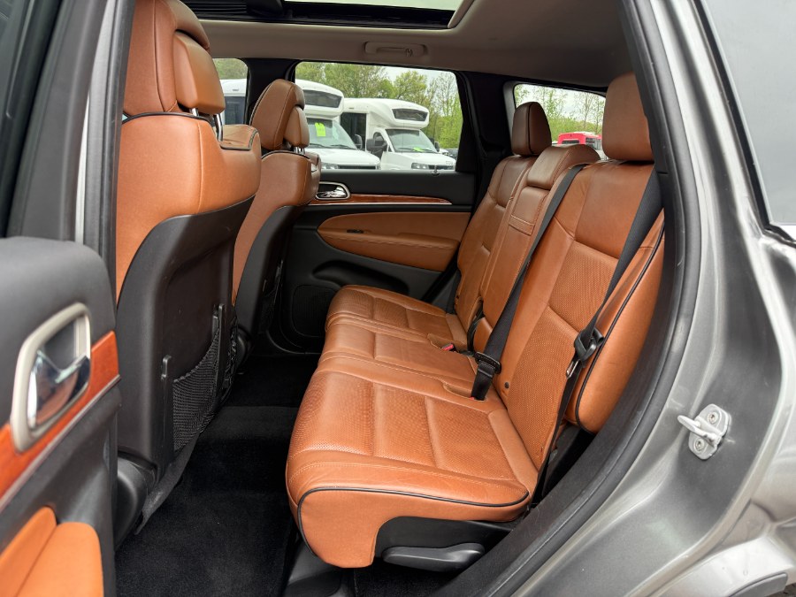 2012 Jeep Grand Cherokee Overland photo