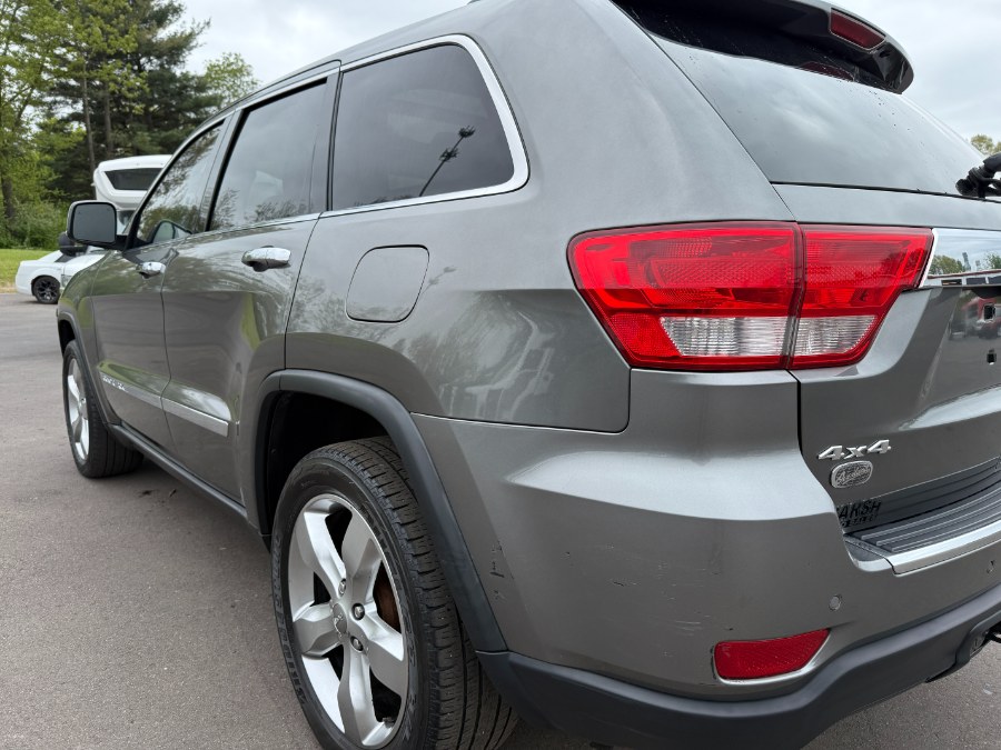 2012 Jeep Grand Cherokee Overland photo