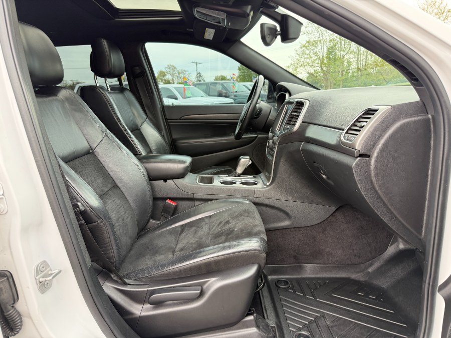 2018 Jeep Grand Cherokee Altitude 4x4 *Ltd Avail* photo