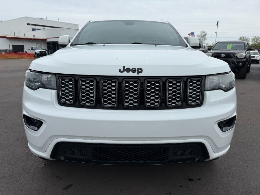 2018 Jeep Grand Cherokee Altitude 4x4 *Ltd Avail* photo