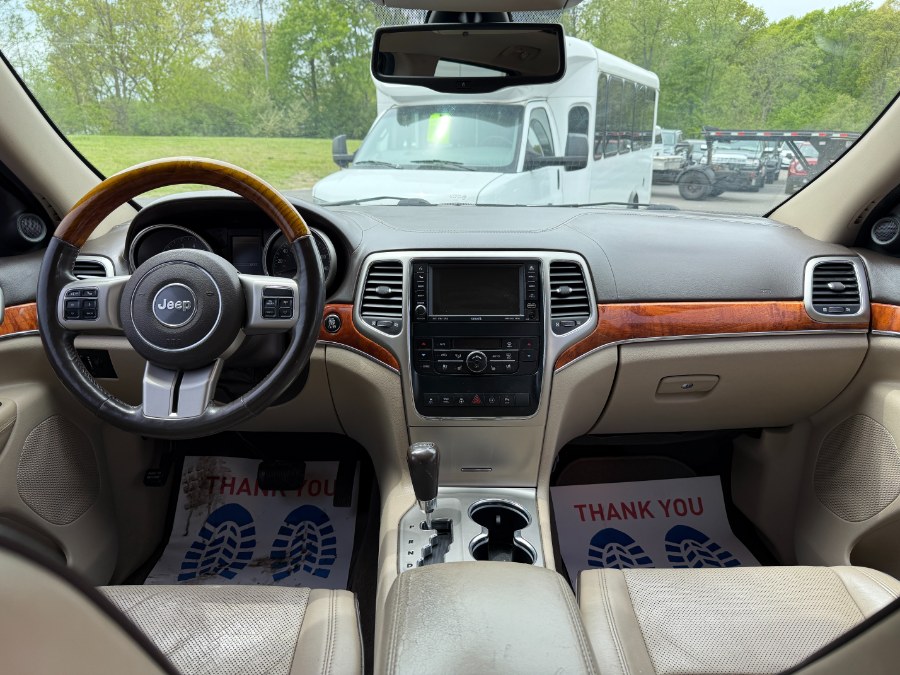 2011 Jeep Grand Cherokee Overland photo