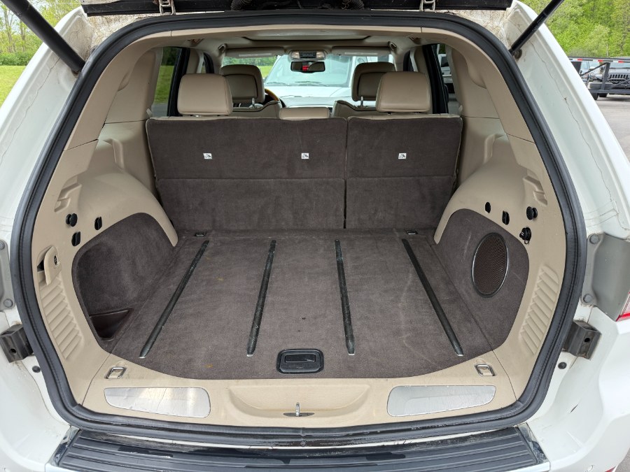 2011 Jeep Grand Cherokee Overland photo