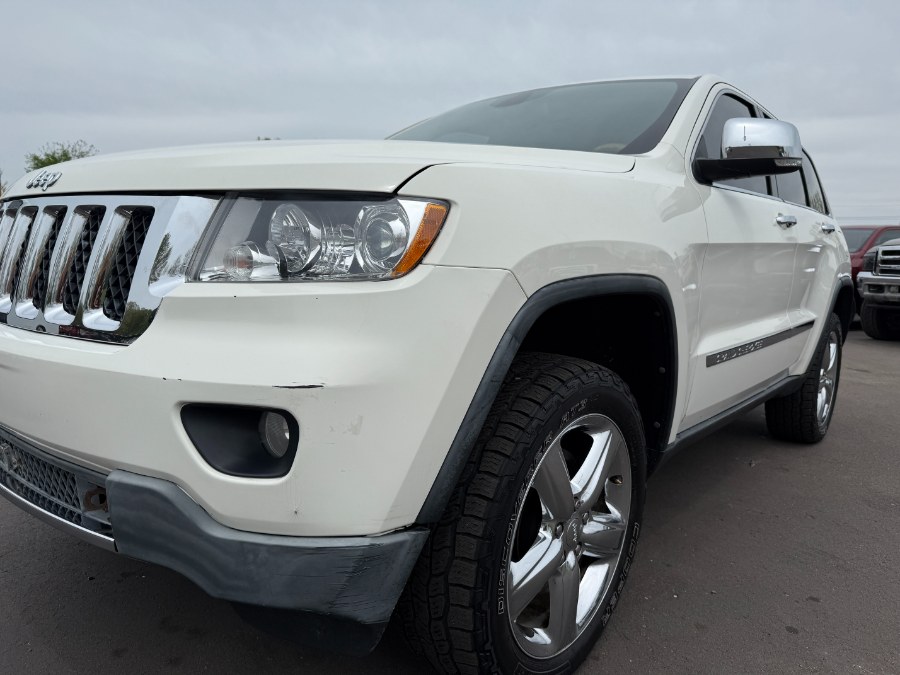 2011 Jeep Grand Cherokee Overland photo