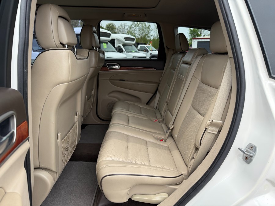 2011 Jeep Grand Cherokee Overland photo