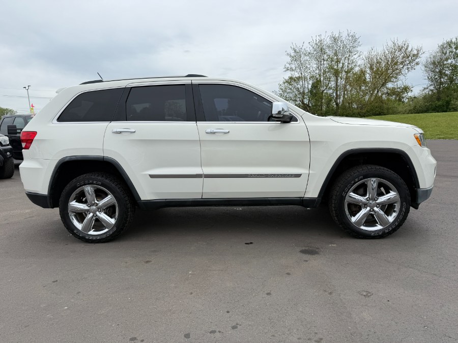 2011 Jeep Grand Cherokee Overland photo