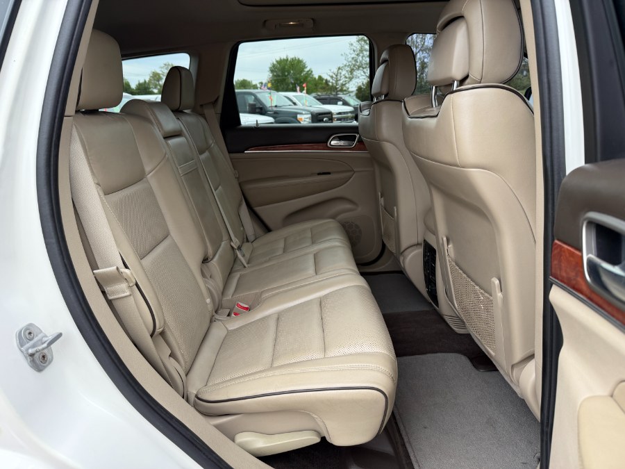 2011 Jeep Grand Cherokee Overland photo