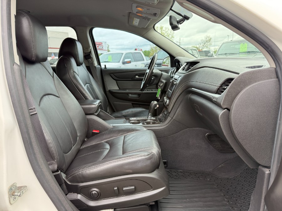 2015 Chevrolet Traverse AWD 4dr LT w/2LT photo
