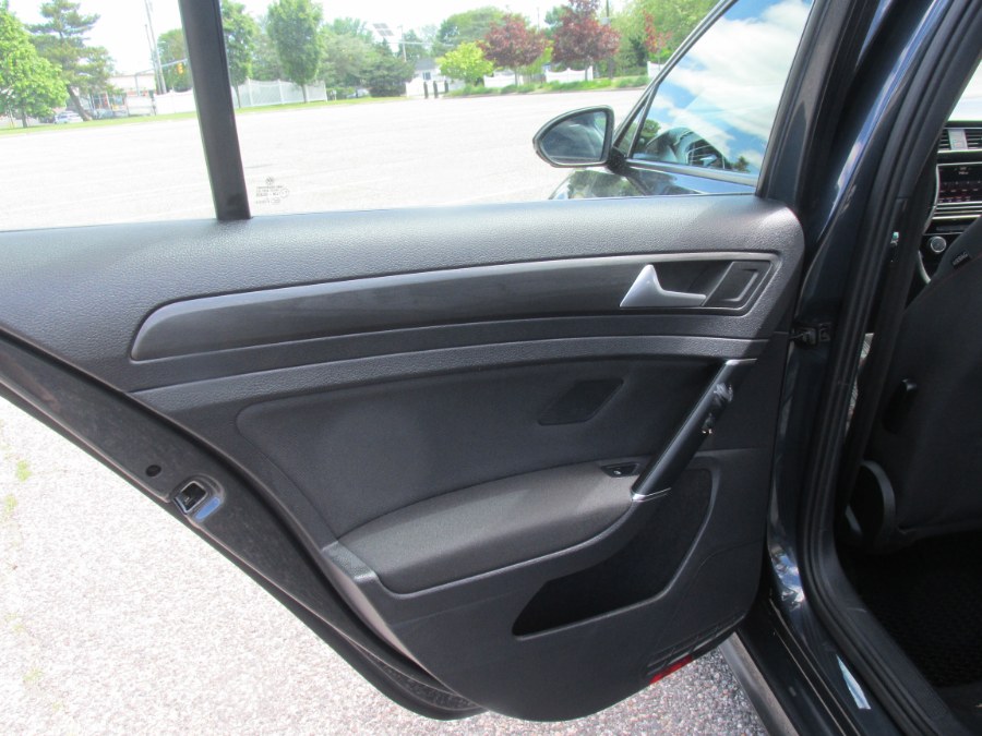 2020 Volkswagen Golf Gti 2.0T S DSG photo