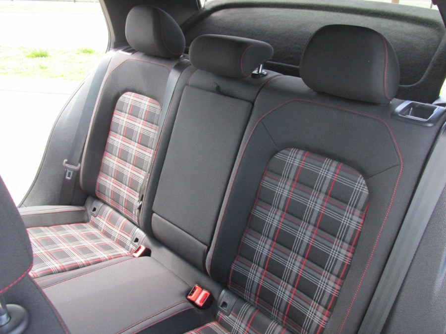 2020 Volkswagen Golf Gti 2.0T S DSG photo