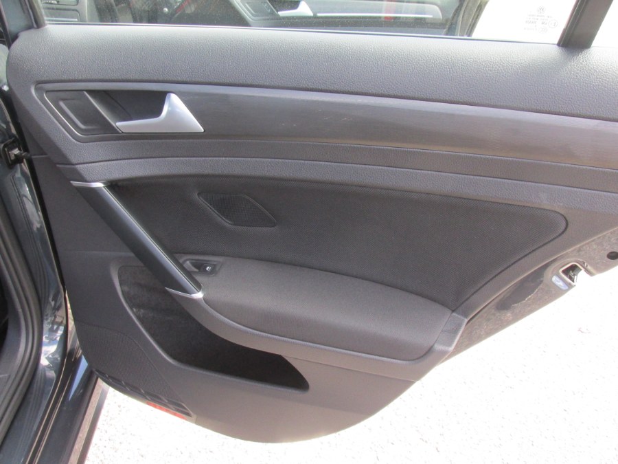 2020 Volkswagen Golf Gti 2.0T S DSG photo